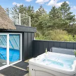 Irlin - 800m From The Sea By Interhome