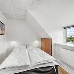 Irlin - 800m From The Sea By Interhome