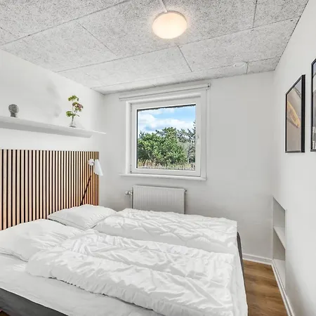 Сasa de vacaciones Irlin - 800m From The Sea By Interhome *